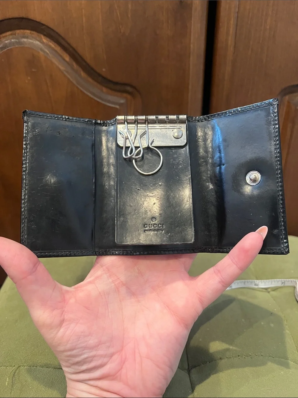 Gucci sleek black